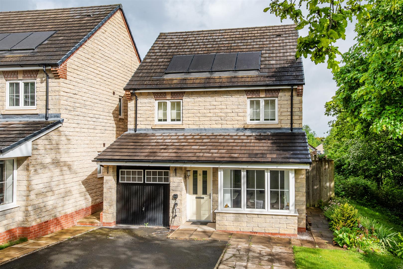 Oak Leaf Drive, Preston